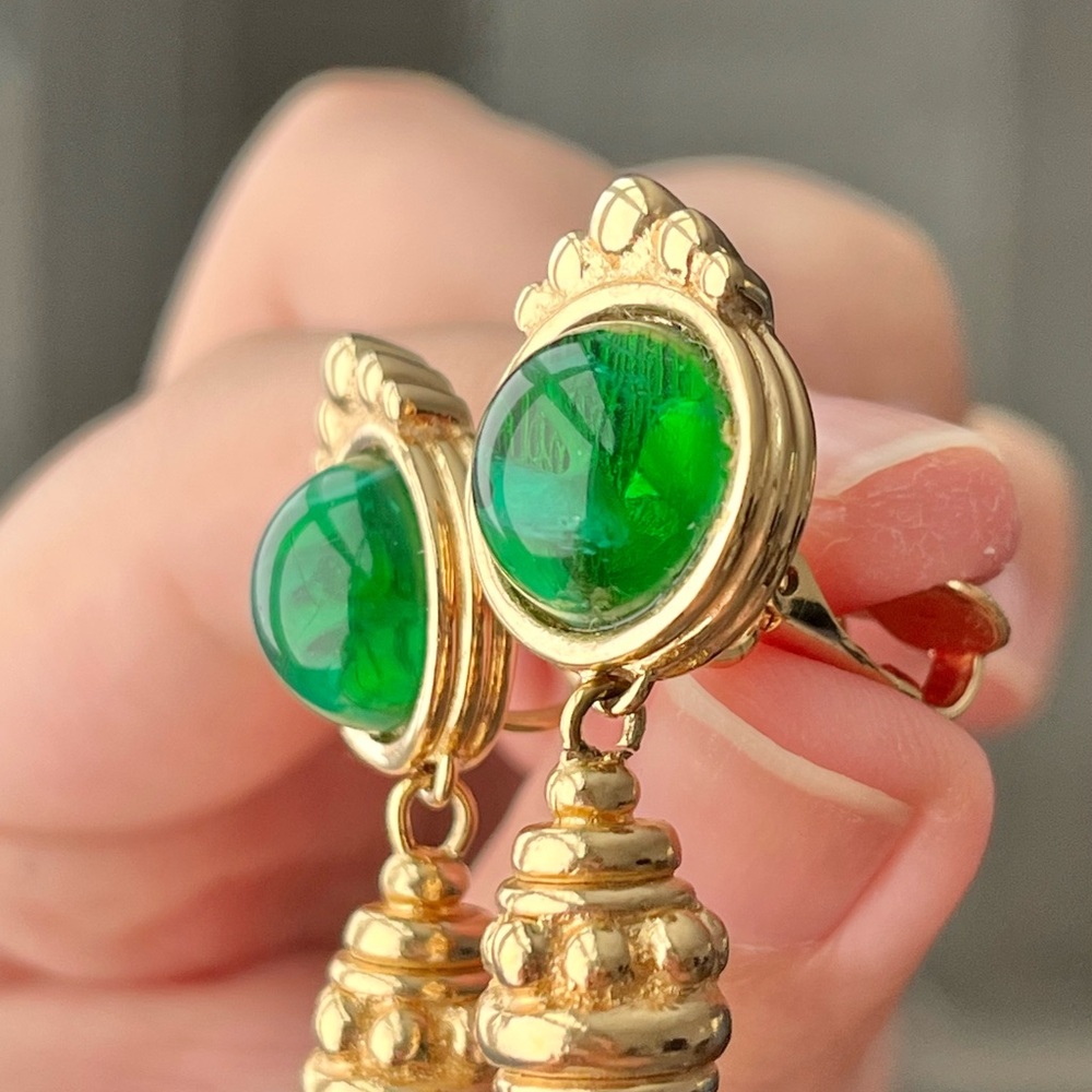 Vintage Christian Dior Green Swirly Glass Long Teardrop Pearl Dangle Earrings - Picture 12 of 14